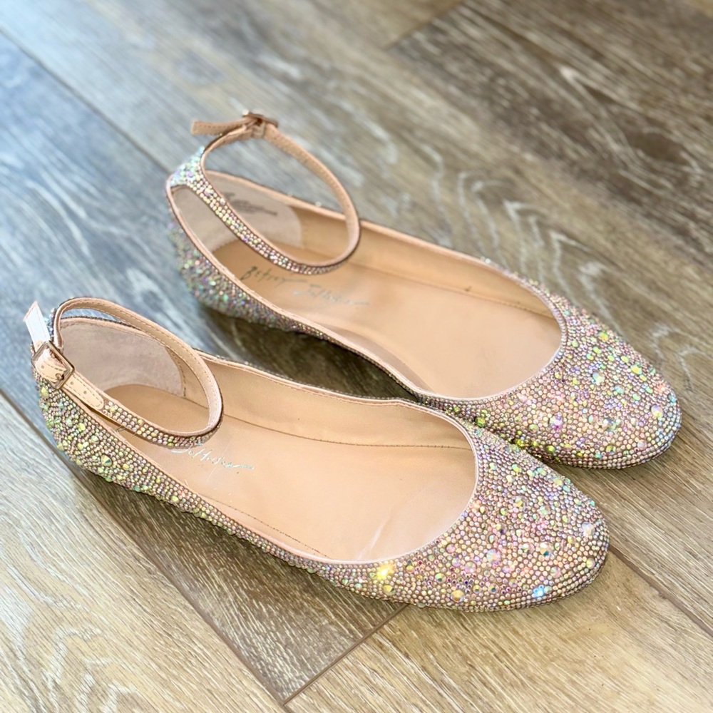 Betsey Johnson Rhinestone Flats Size 8.5